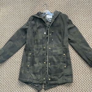 Kensie Camo Anorak style jacket